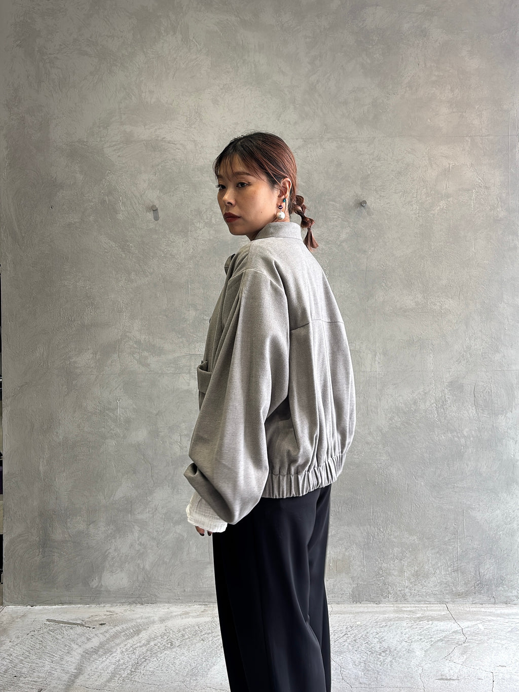 ワイドスリーブウーリーショートブルゾン／CYAN tokyo