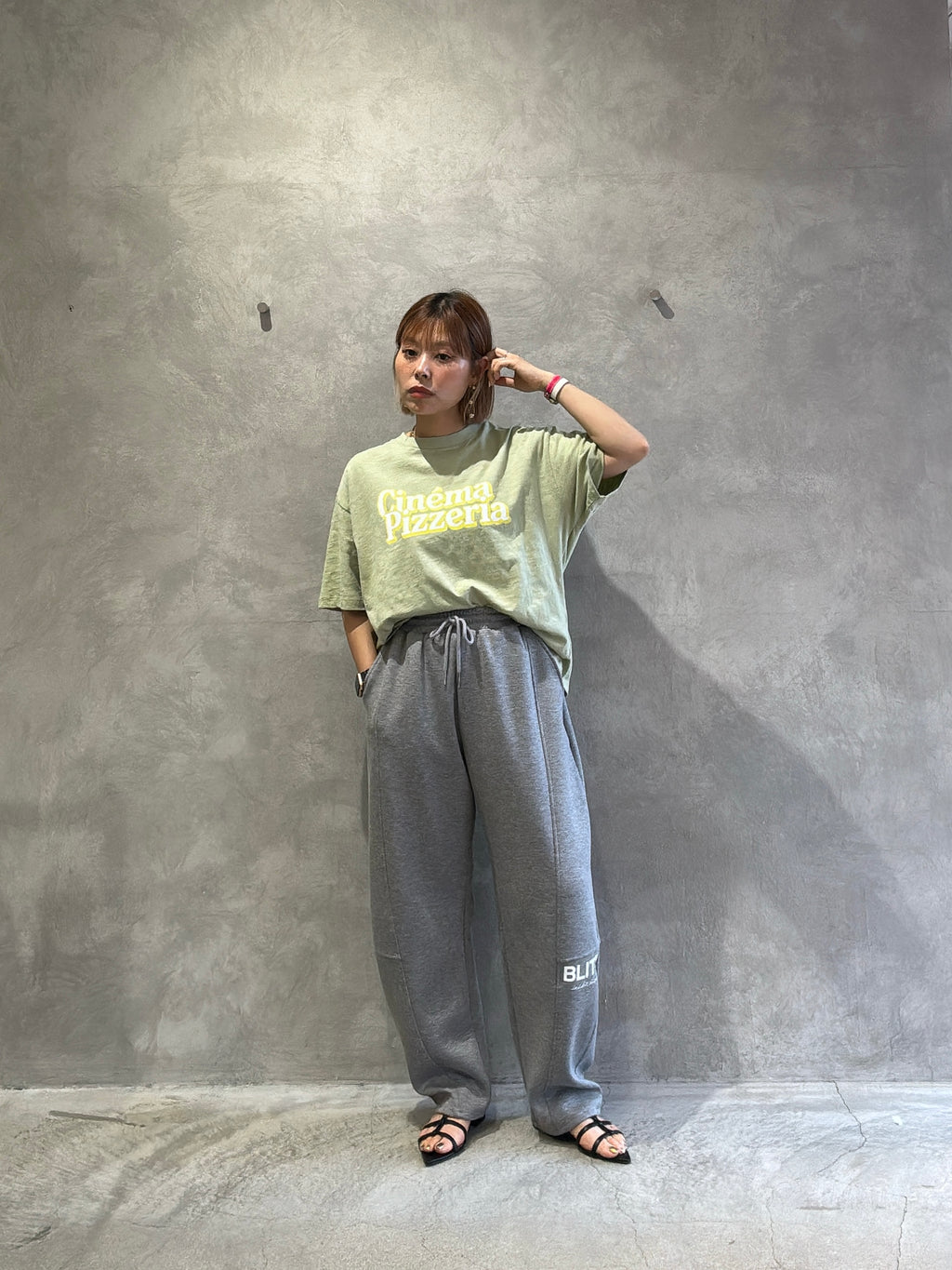 受付終了【予約販売】Cinema Pizzeria スラブTシャツ／ING
