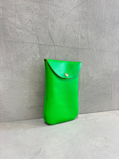 レザー縦型マルチケース／OS241118