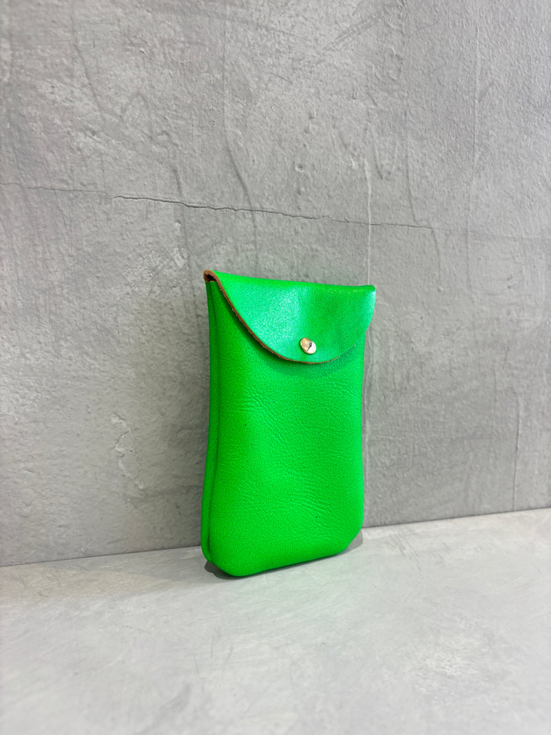 レザー縦型マルチケース／OS241118