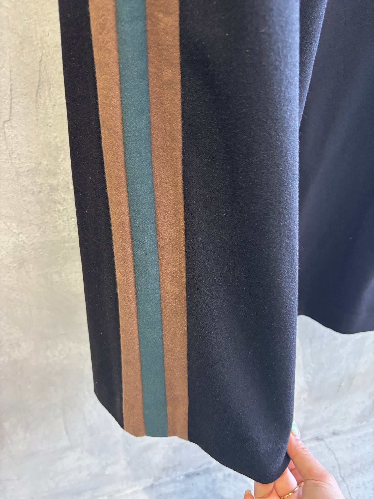 サイドラインワイドパンツ／Anna Kerry