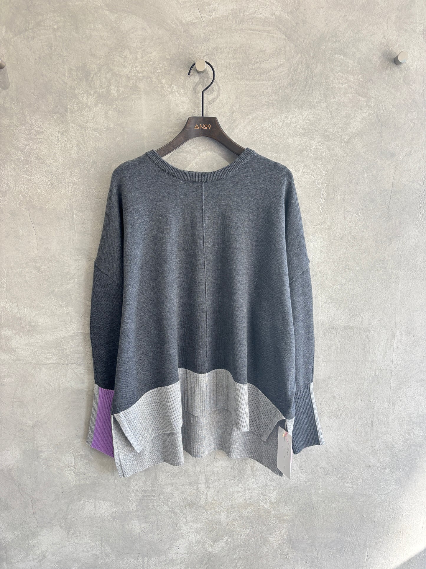 配色ドルマンニット