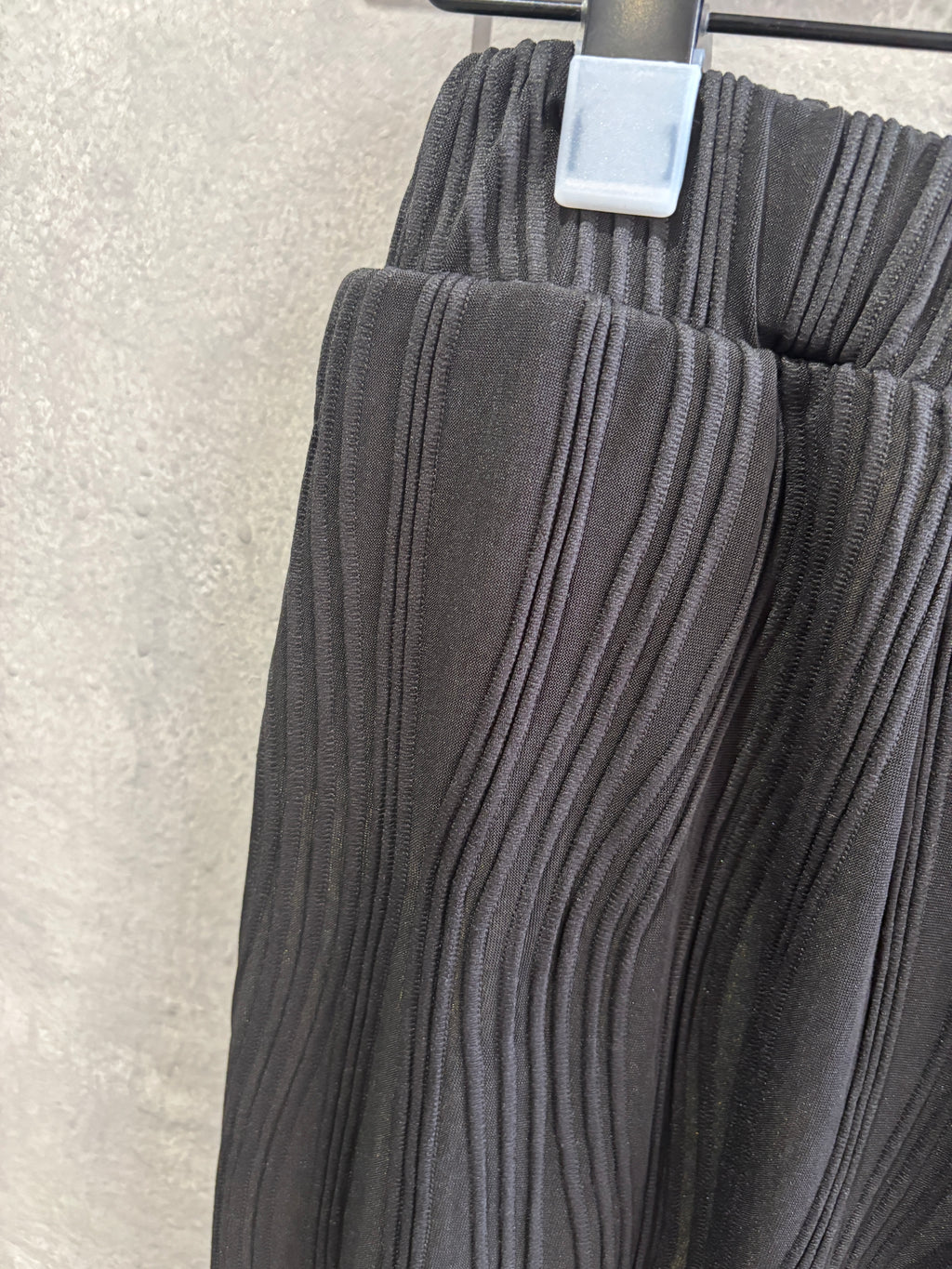 【完売御礼‼️】HAPPY YELLOW BAG 2025