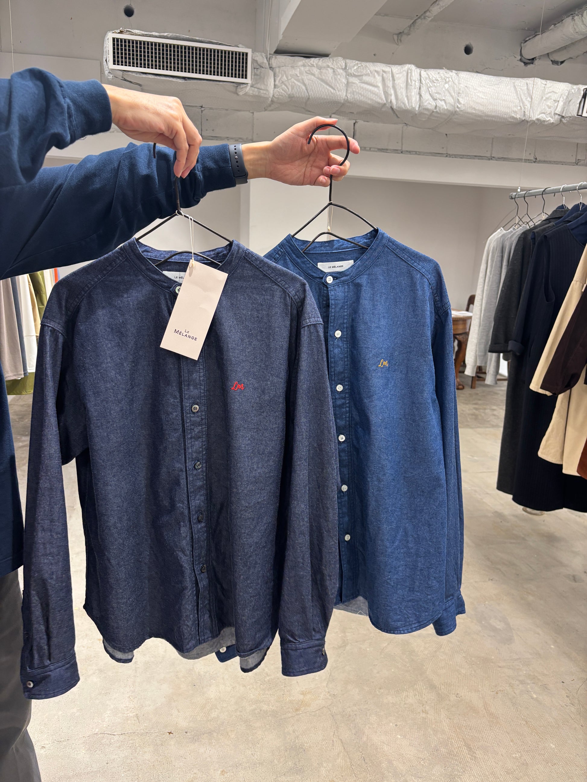 【予約⚡︎販売】スタンドカラーデニムシャツ（スカーフ付き）／#8643203／LE MÉLANGE／2026 AW #1