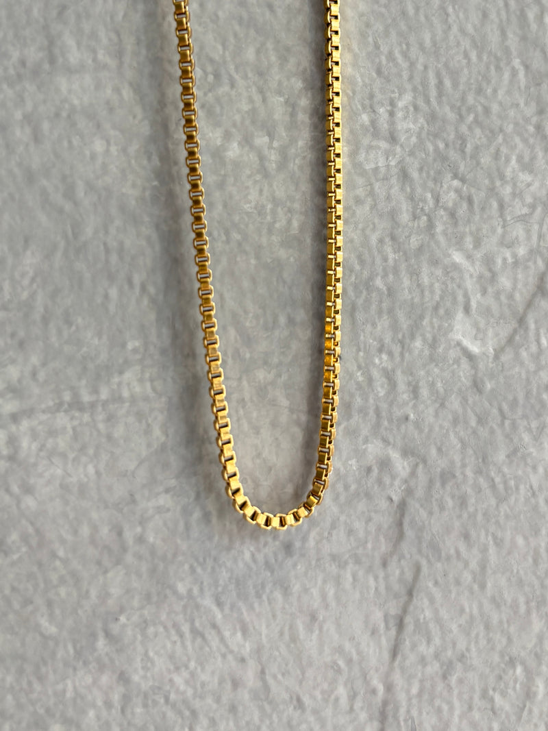 シンプルネックレス