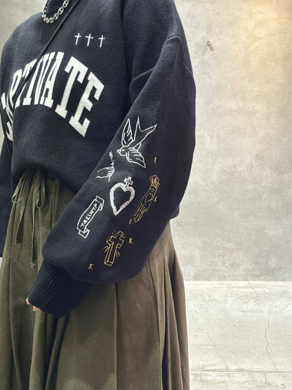 スウェットライク刺繍ニット／palm RICHE