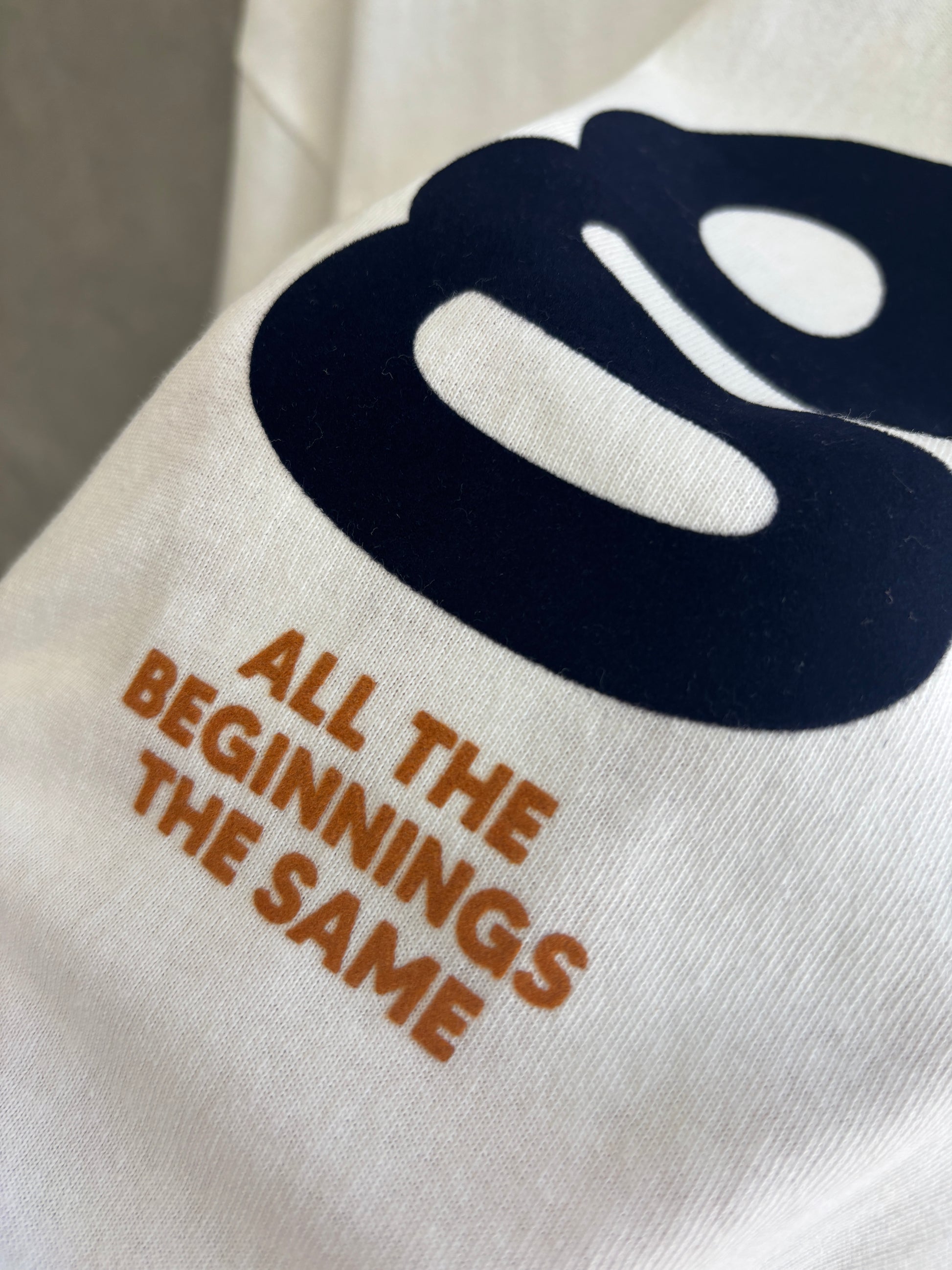 【予約販売】men'sサイズ／"g"フロッキープリントTシャツ／ING
