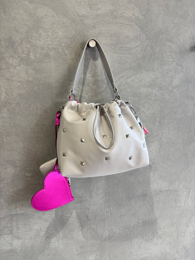 【予約販売】スタッズパディング巾着バッグ／cheek