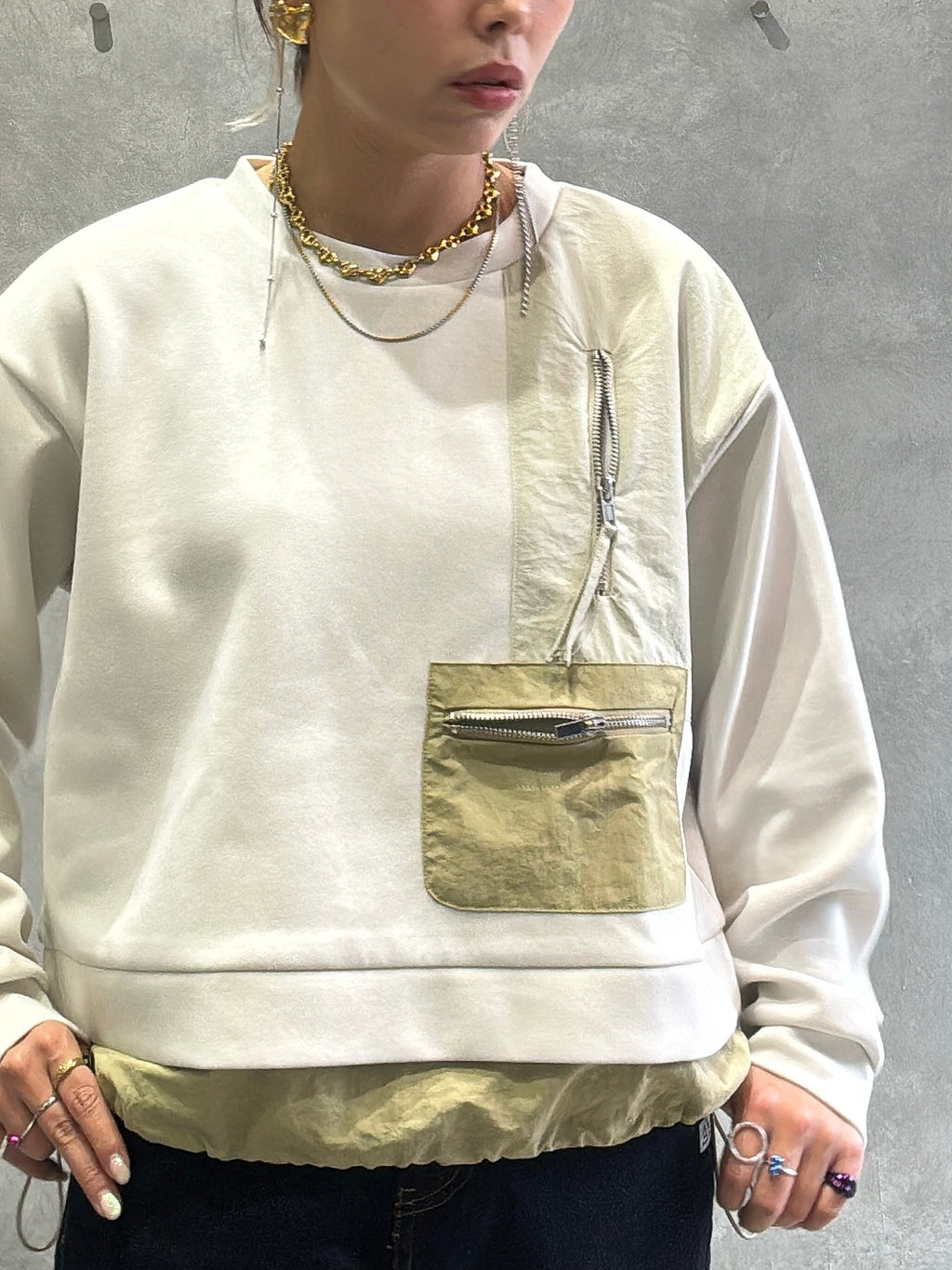 ナイロンドッキングスウェット