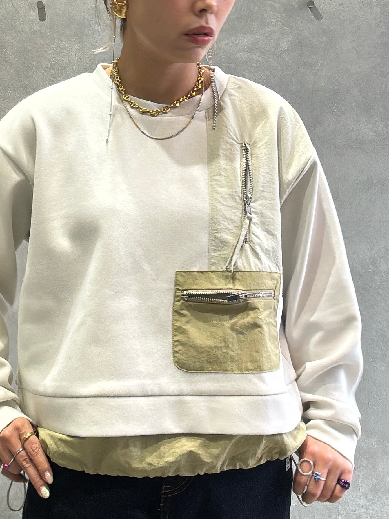 ナイロンドッキングスウェット