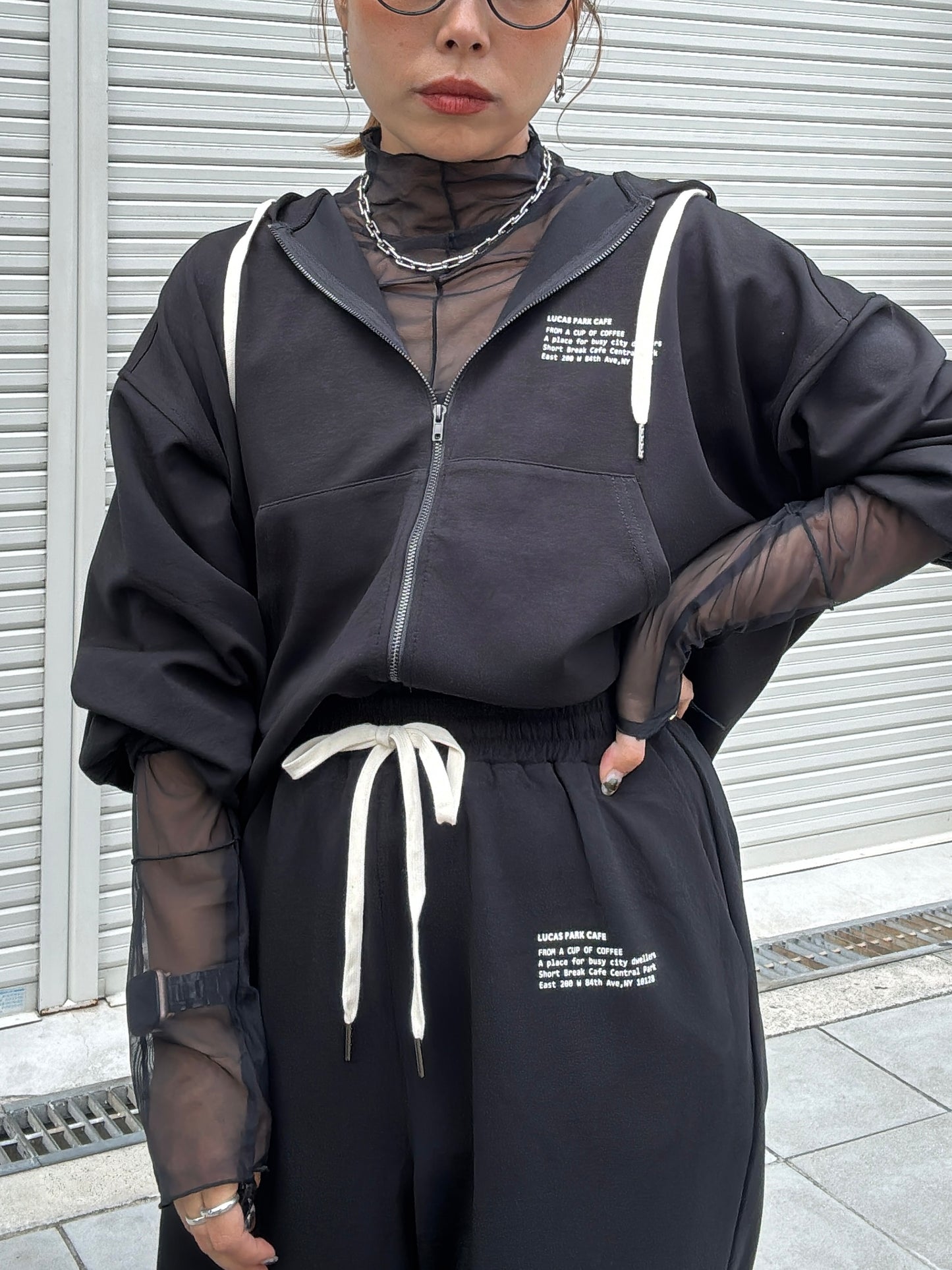 ジップアップパーカー／Anna Kerry