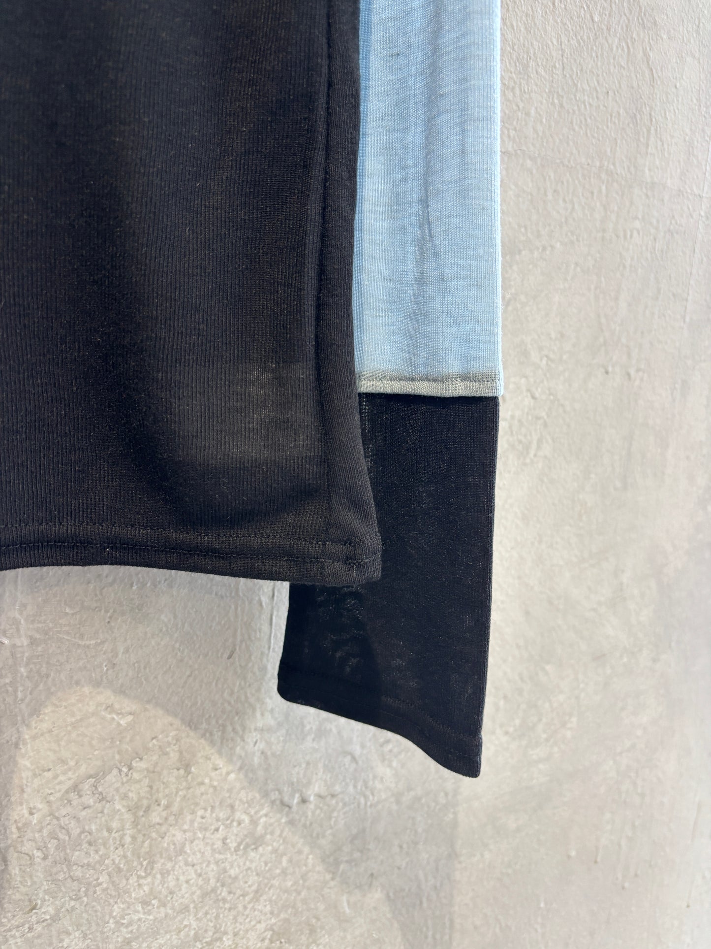 バイカラーインナーニット／LHELBIE