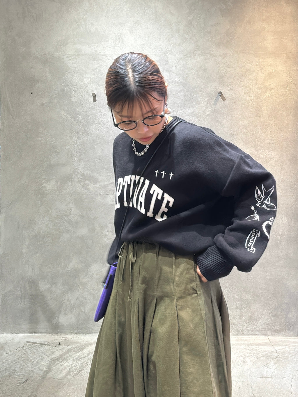 スウェットライク刺繍ニット／palm RICHE