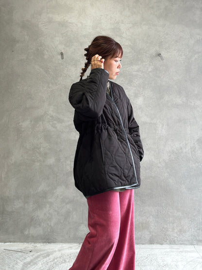 キルティングVネックショートコート／trois