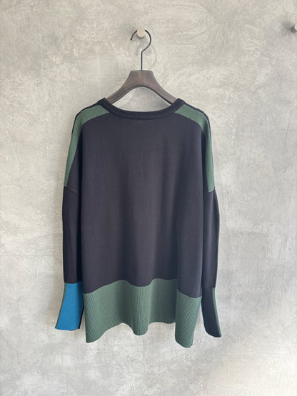 配色ドルマンニット