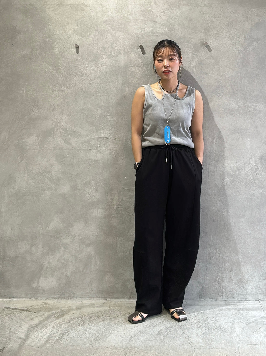 #勝ち確【予約⚡︎販売】ホルターデザインノースリーブ／VERSEAU