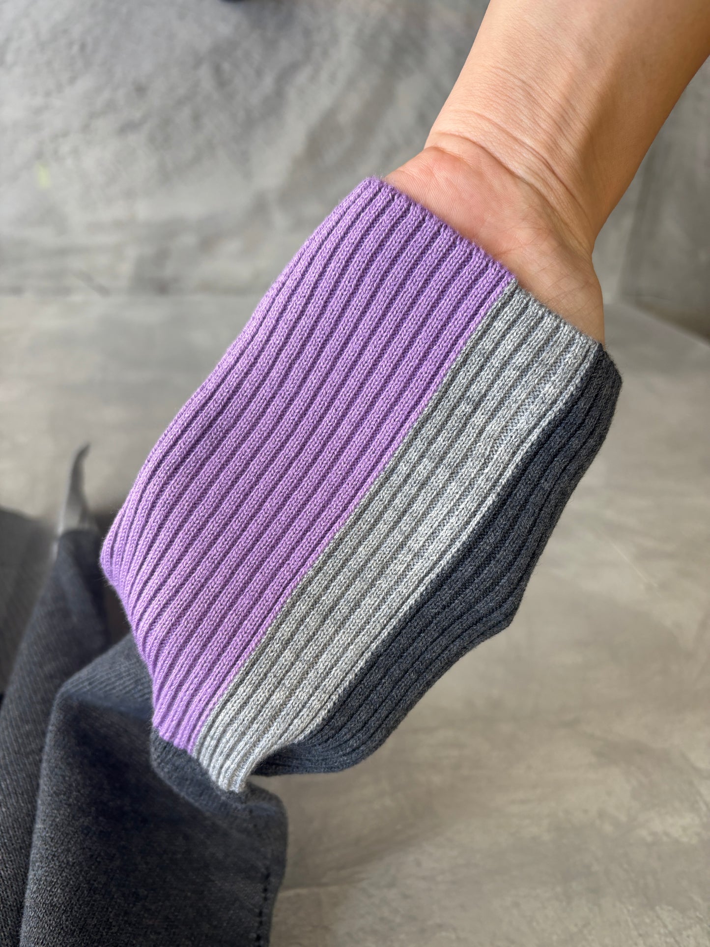 配色ドルマンニット