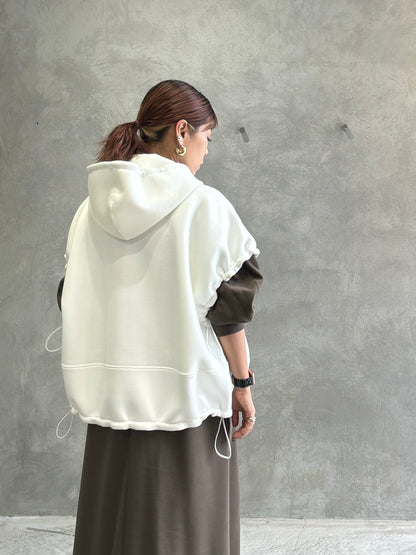 ダンボールオーバーベスト／LHELBIE