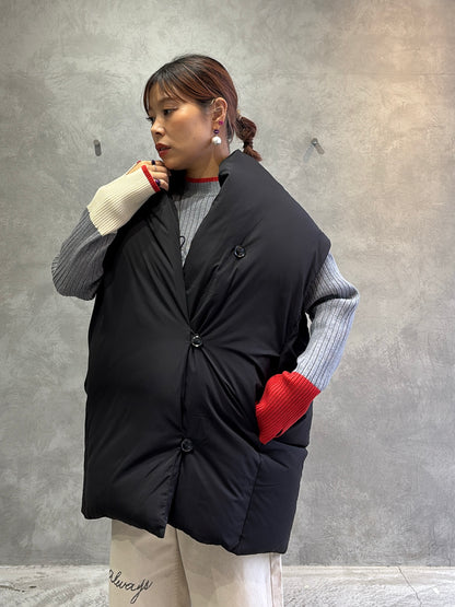 ストールライクダウンベスト／CYAN TOKYO