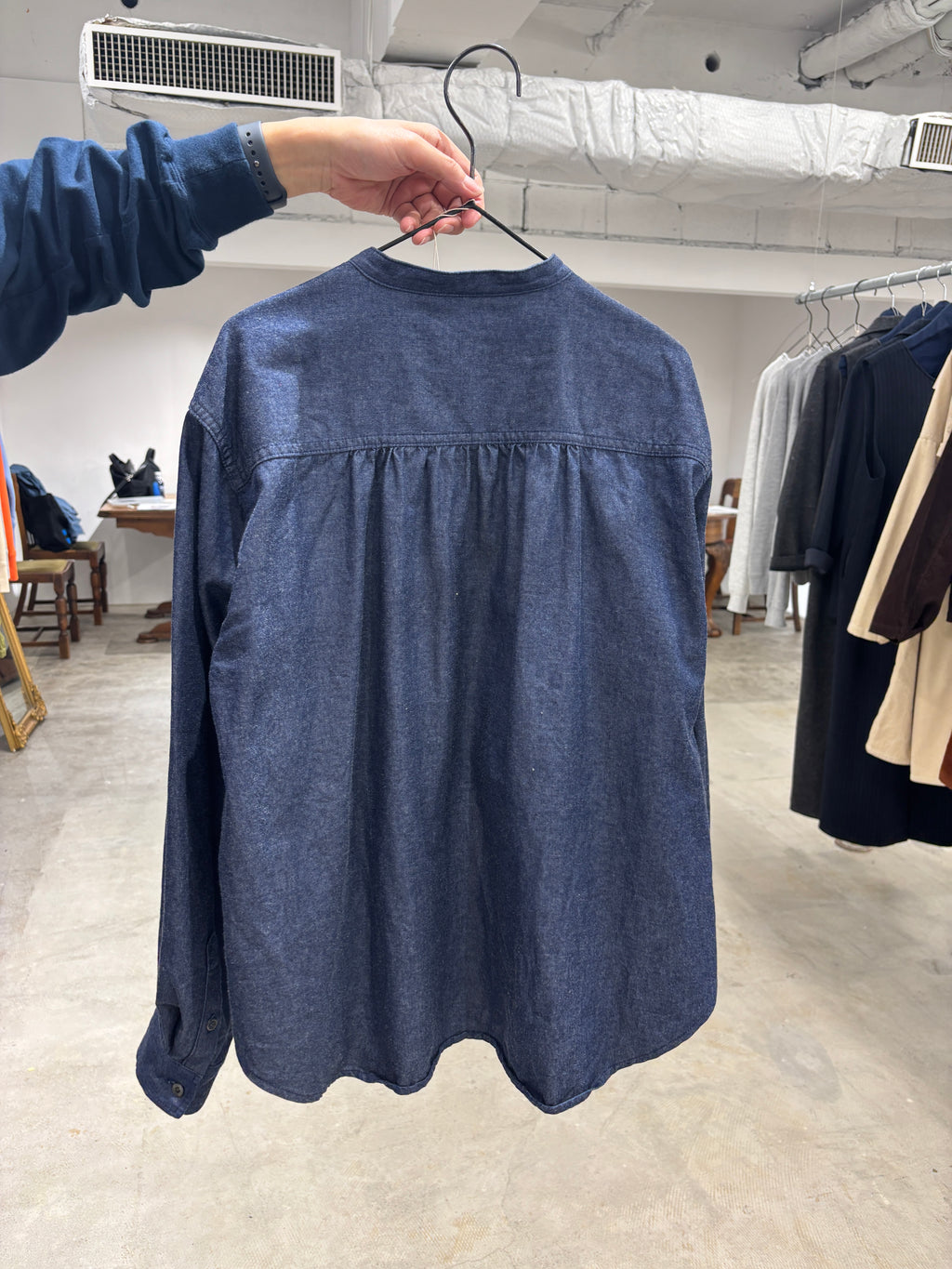 受付終了【予約⚡︎販売】スタンドカラーデニムシャツ（スカーフ付き）／#8643203／LE MÉLANGE／2026 AW #1