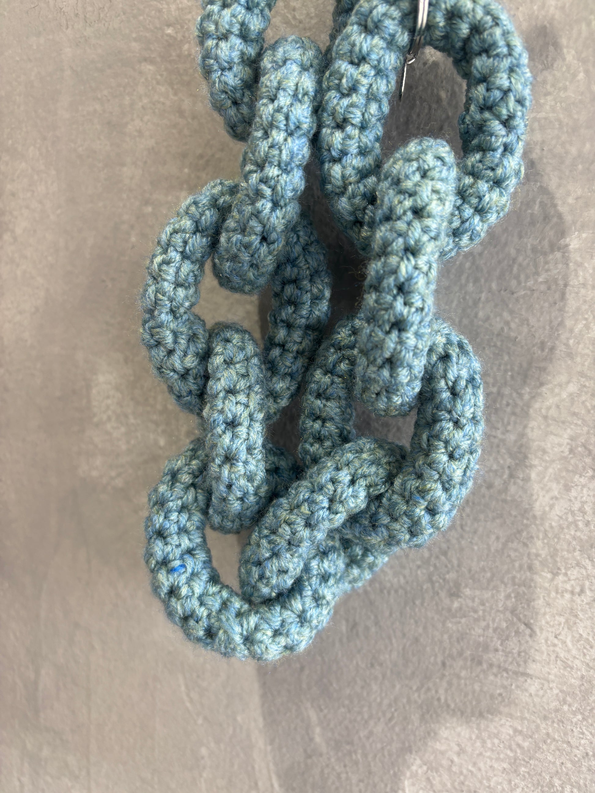 【予約販売】ニットチェーンチャーム／ampersand