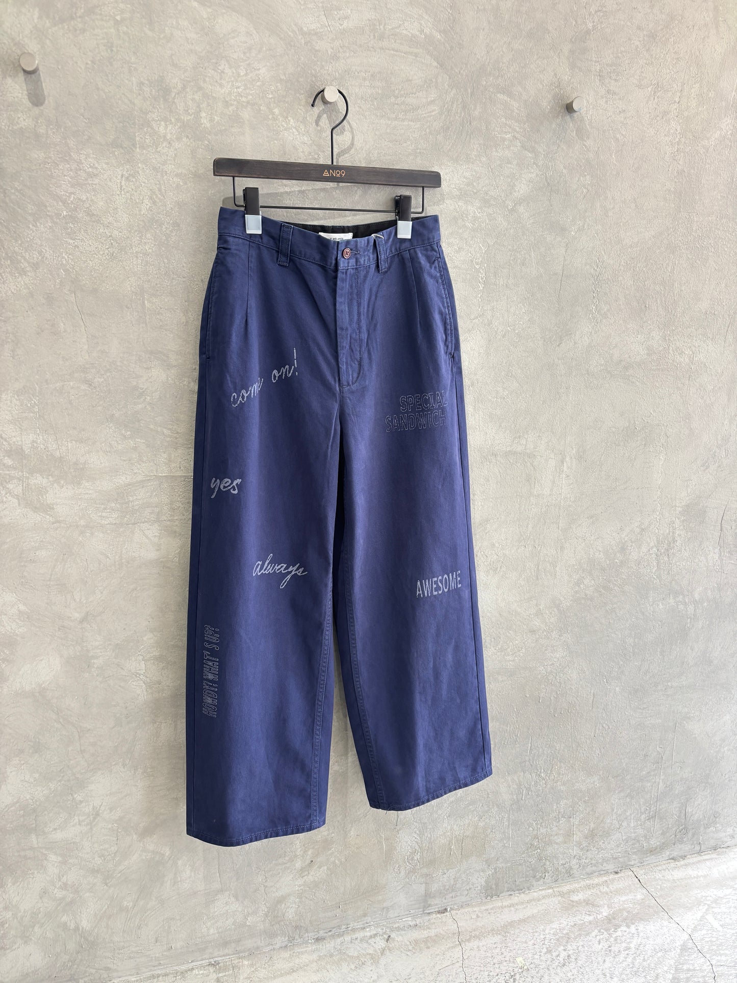 【再入荷】プリントチノパン／LE MÉLANGE