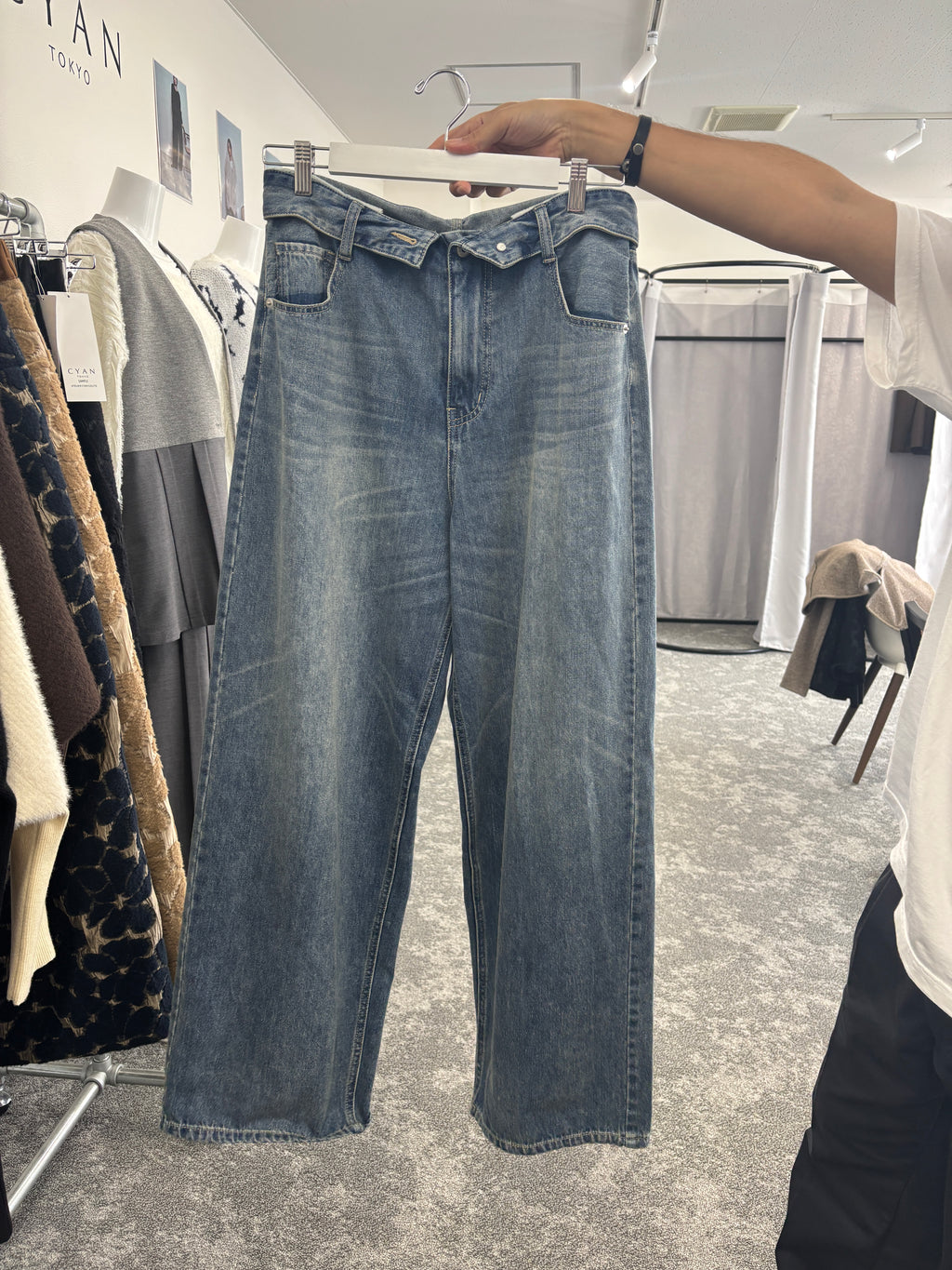 【予約⚡︎販売】ロールウエストワイドデニム／607534／CYAN tokyo／2026 AW#2