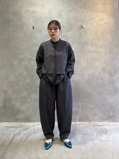 イージーカーブパンツ／trois