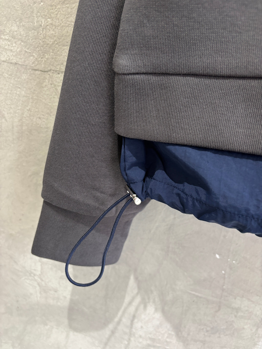 ナイロンドッキングスウェット