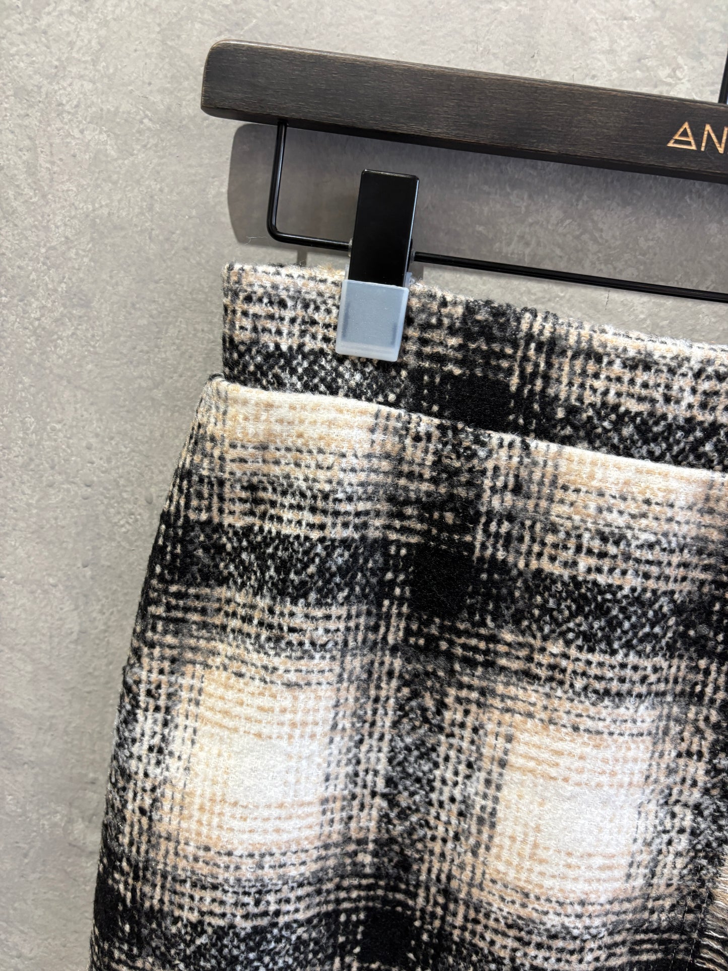 クラッシュツイードタイトスカート／the Nines