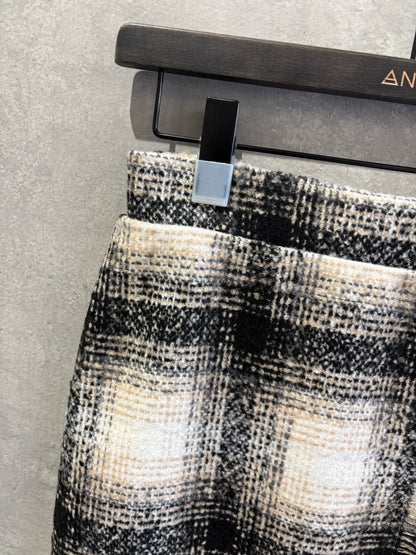 クラッシュツイードタイトスカート／the Nines