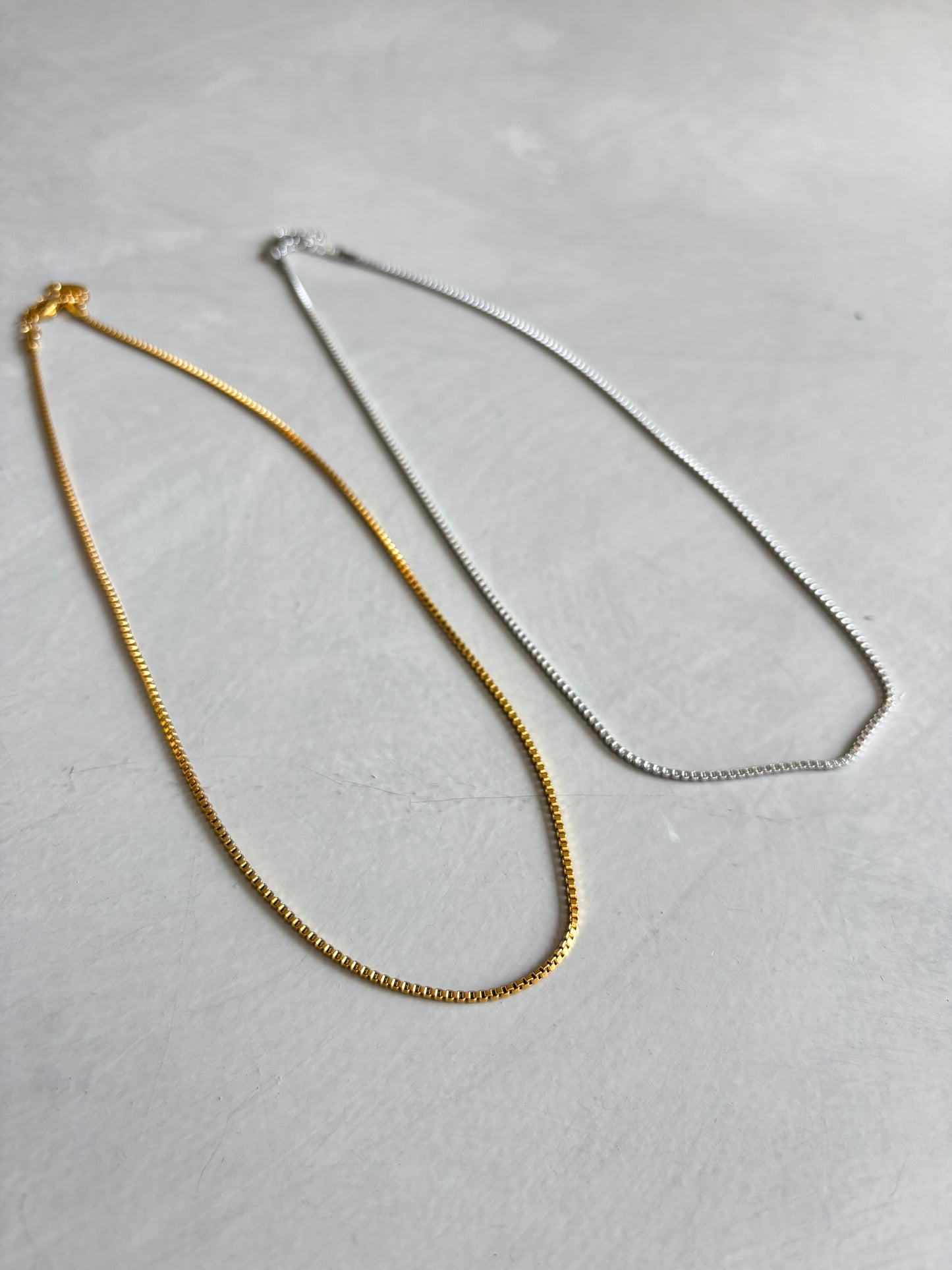 シンプルネックレス