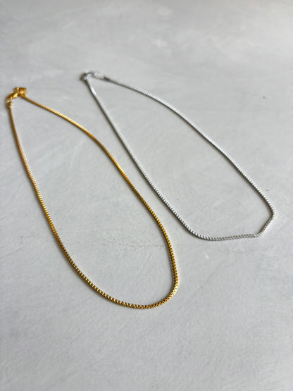シンプルネックレス