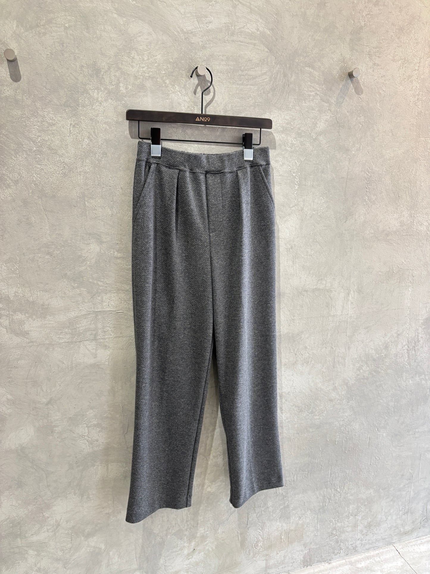 ウールタックパンツ／LE MÉLANGE