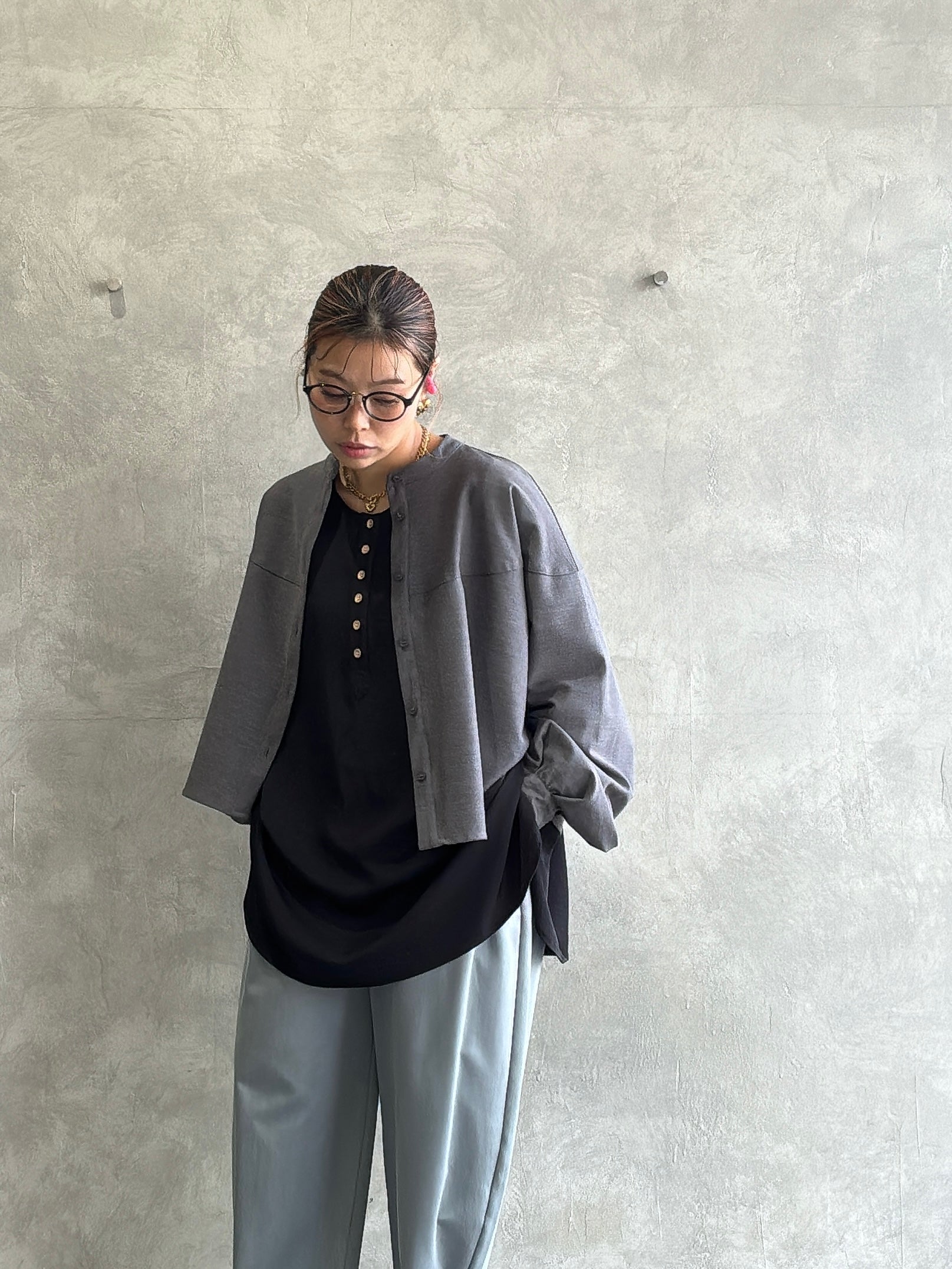 ★ラウンドステッチサーキュラシャツ／CYAN tokyo