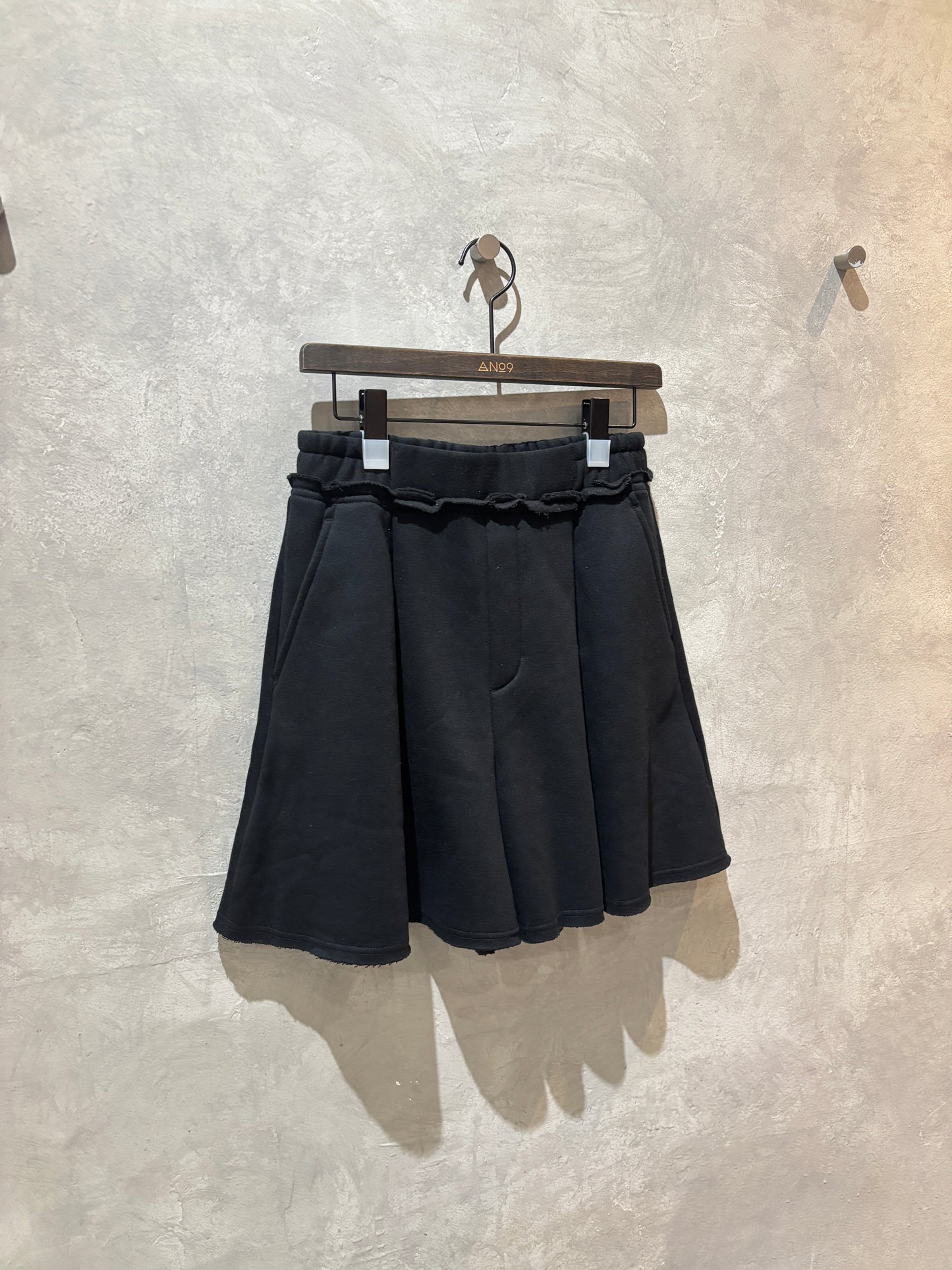 裏起毛フレアショーパン／VERSEAU