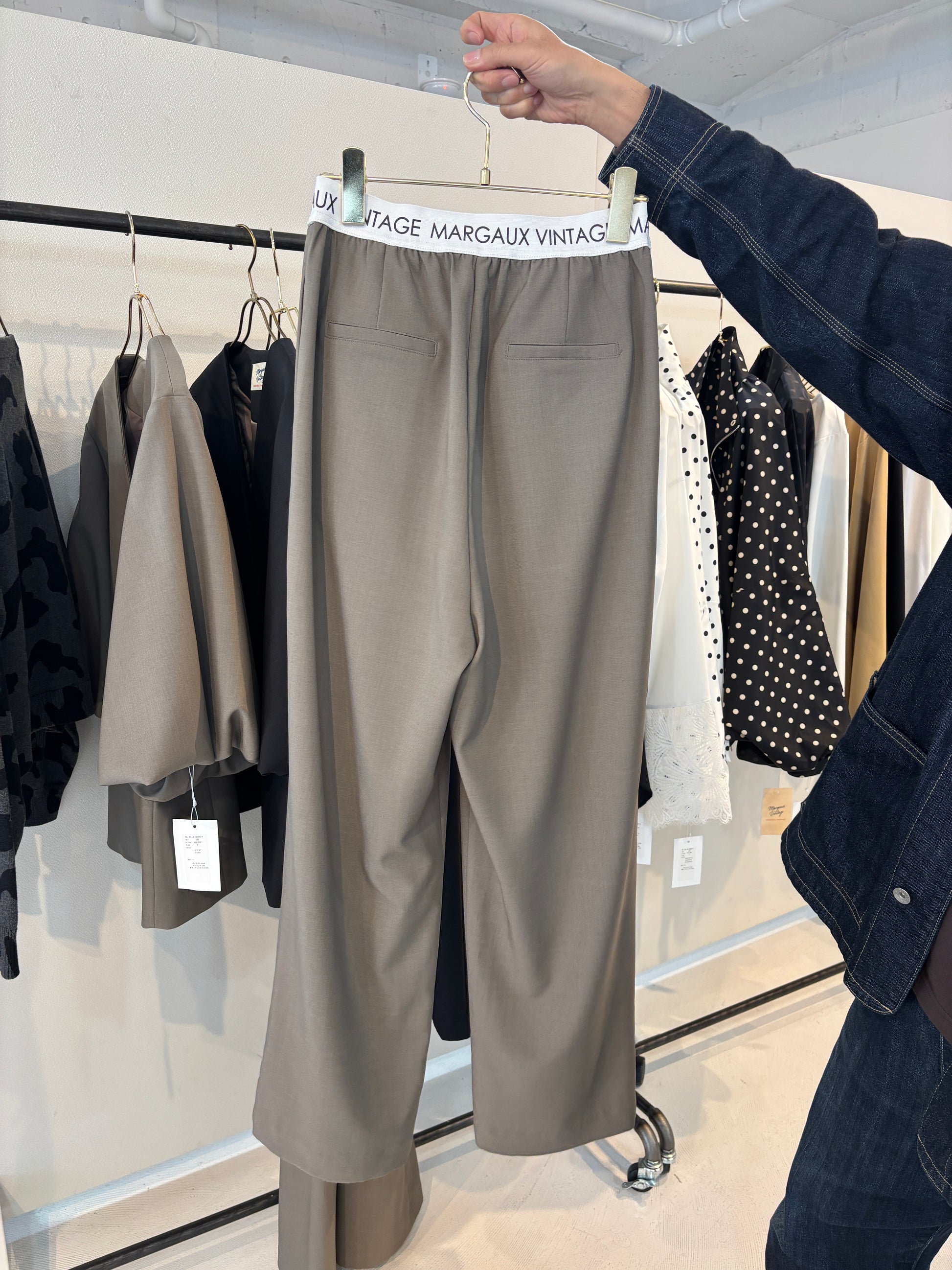 【予約⚡︎販売】ロゴウエストタックパンツ／MG PT-26089-A／MARGAUX VINTAGE／2026 AW＃1