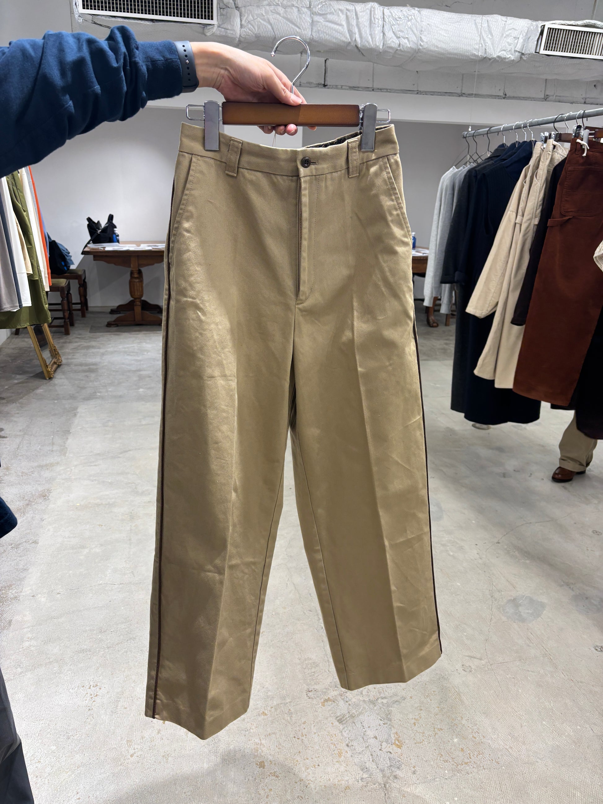 【予約⚡︎販売】ラインコットンツイルパンツ／#8643503／LE MÉLANGE／2026 AW #1