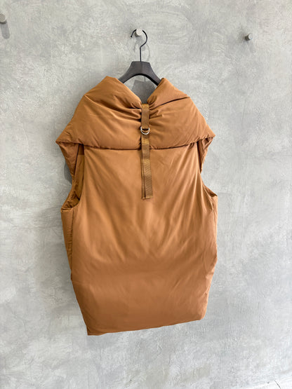 ストールライクダウンベスト／CYAN TOKYO