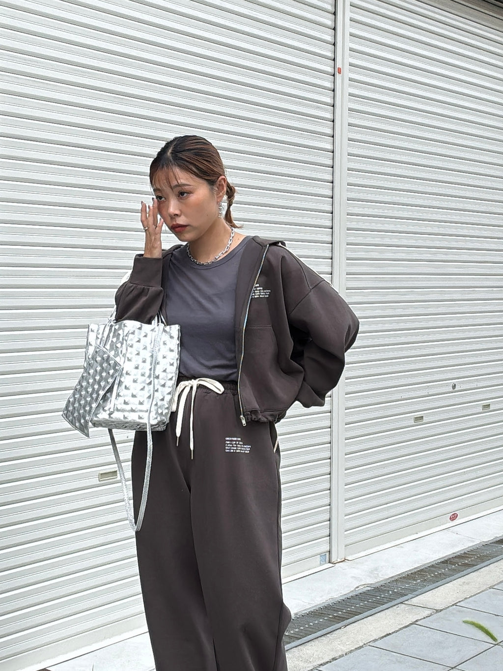 ジップアップパーカー／Anna Kerry