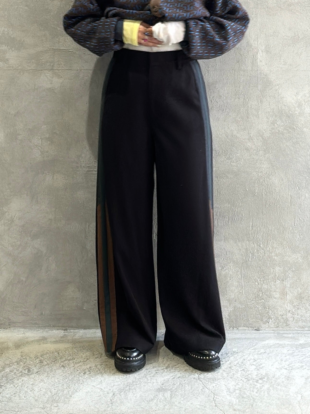 サイドラインワイドパンツ／Anna Kerry