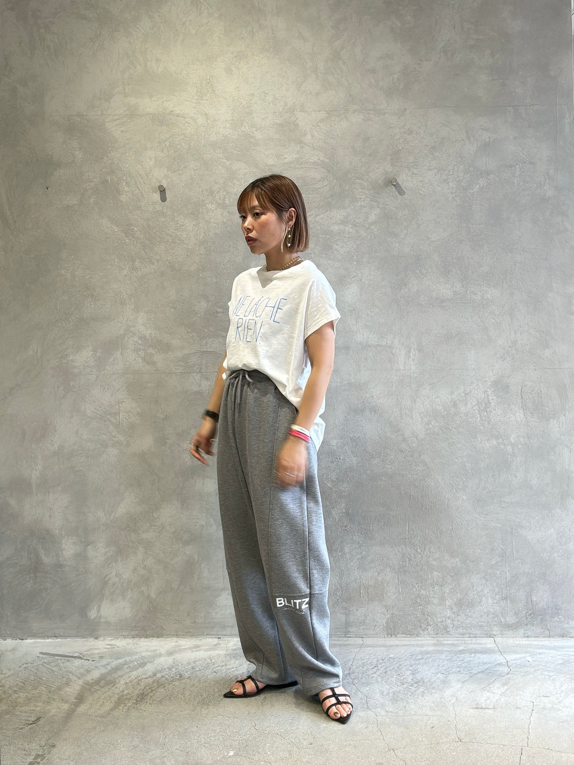 【予約販売】NE LACHE RIENロゴゆるフレンチスラブTシャツ／ING