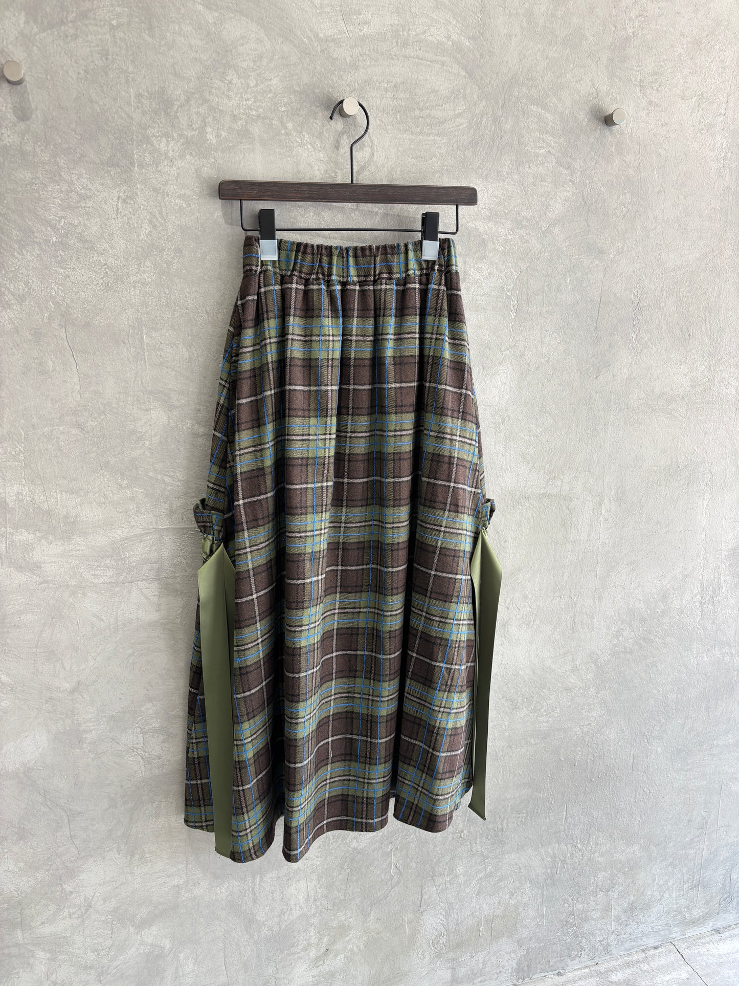 タータンチェックスカート／MIA ASTERISM