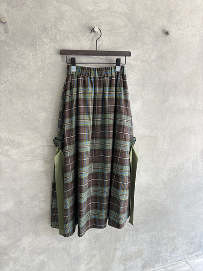 タータンチェックスカート／MIA ASTERISM