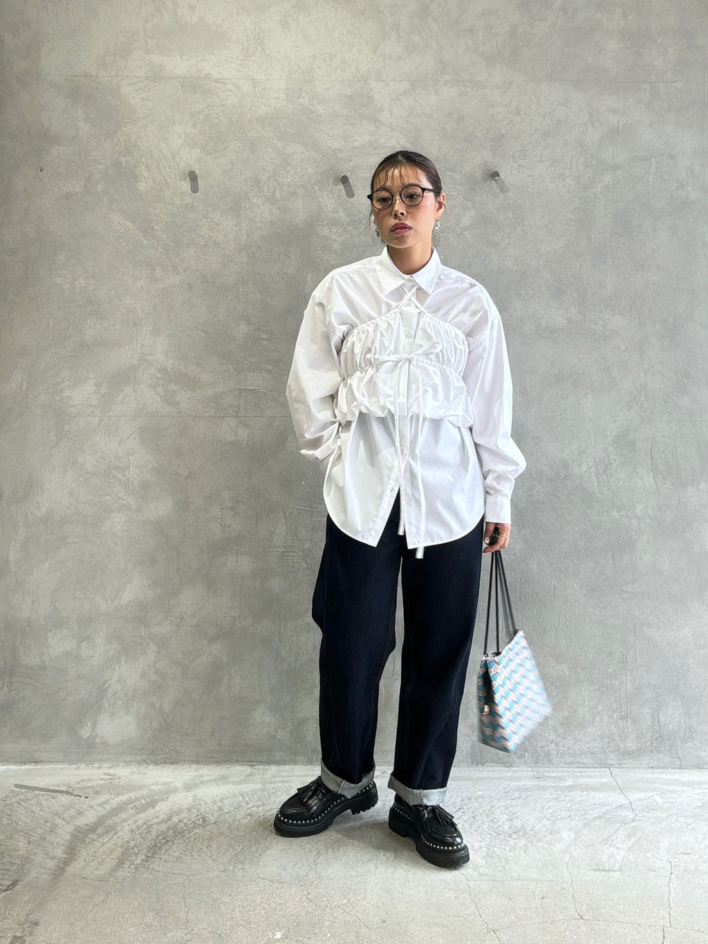 ギャザーぺプラム付きシャツ／VERSEAU