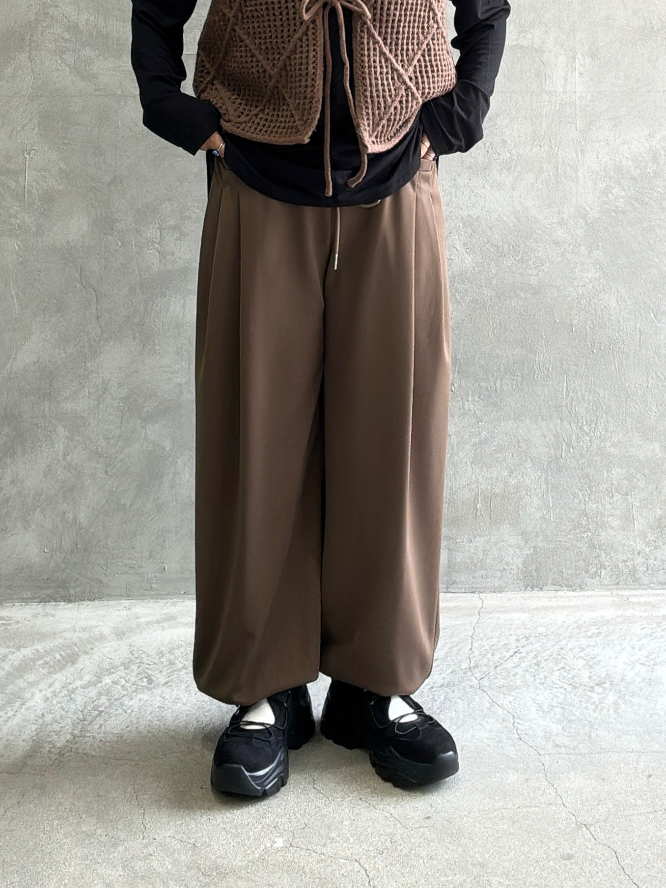 【再入荷】タックポケットジャージジョガーパンツ／CYAN TOKYO