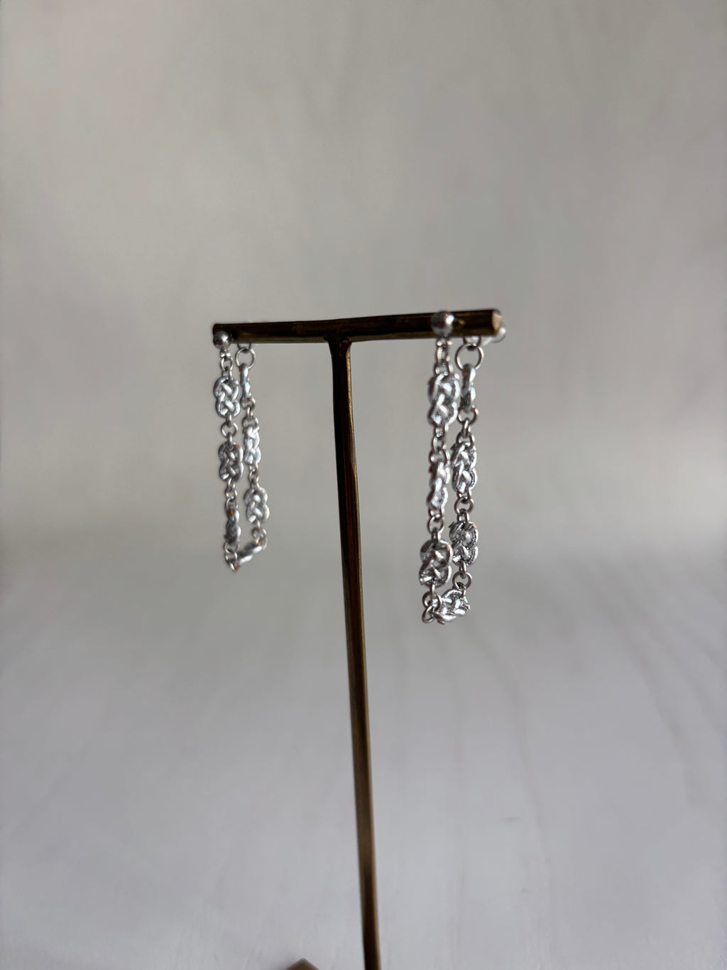 結び屋虹園／あわじむすびのチェーンピアス・イヤリング