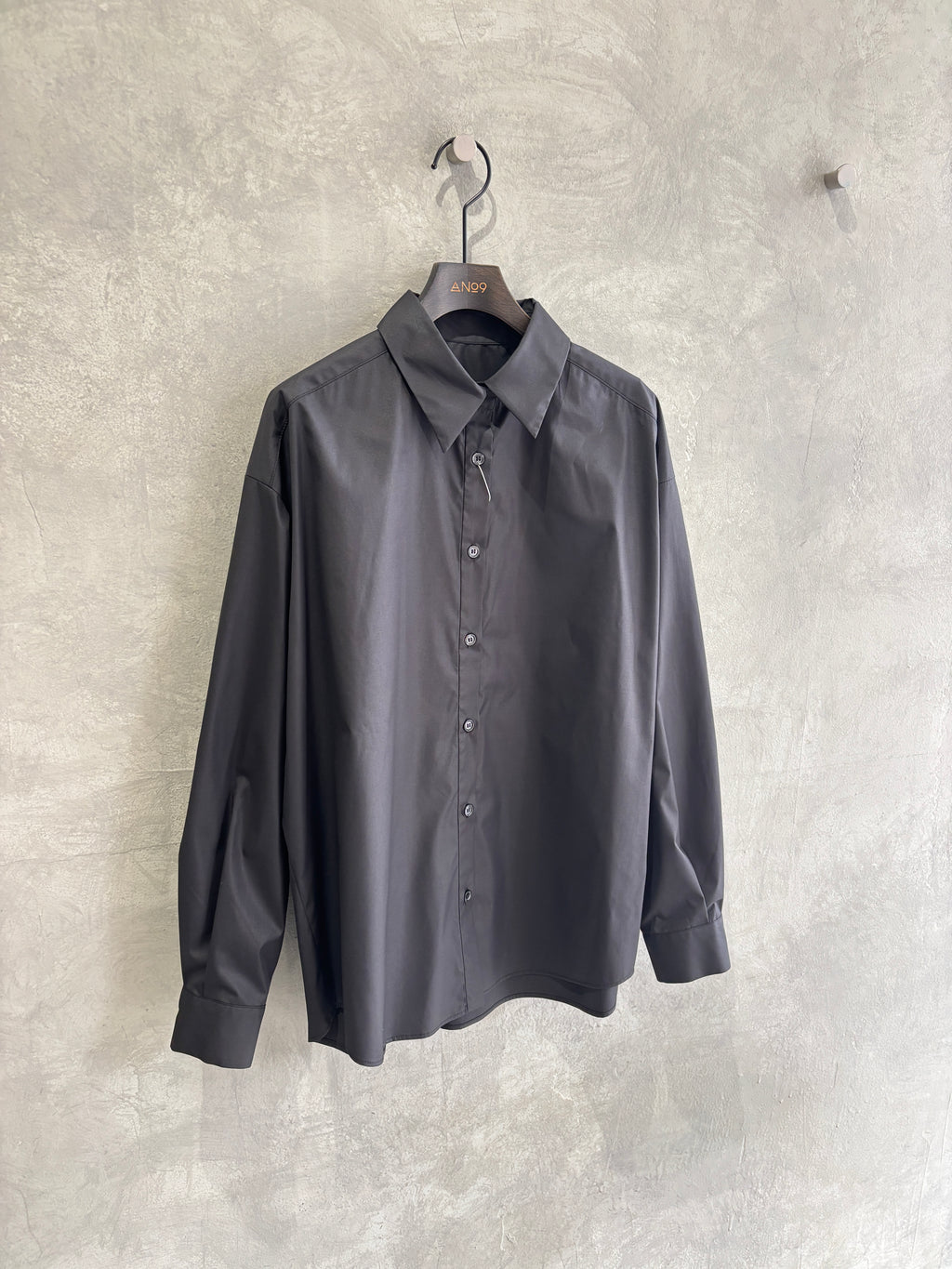 ギャザーぺプラム付きシャツ／VERSEAU