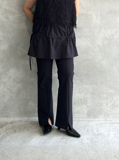 スーパーストレッチフレアパンツ／CYAN tokyo