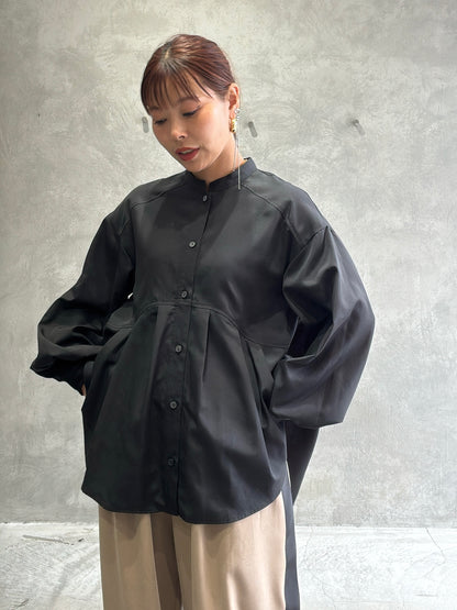 タックフレアーブラウス／trois